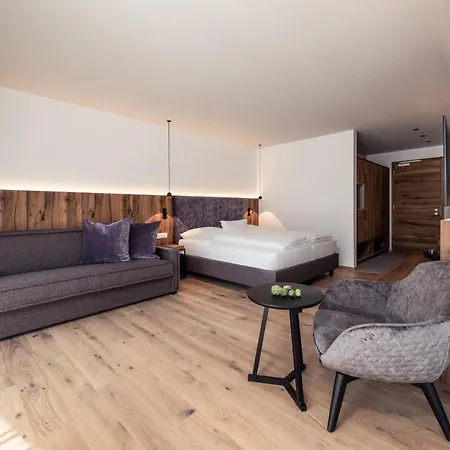 Boutiquehotel Clara Hotel 3*