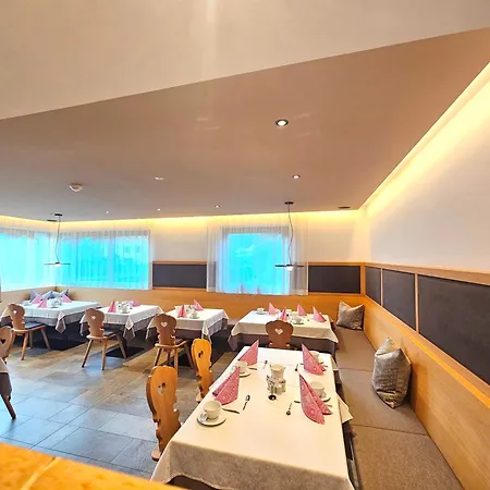 Hotel Boutiquehotel Clara 3*